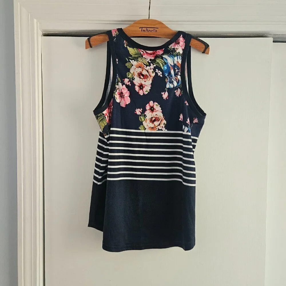 Sleeveless Stripe Floral Scoopneck Large Tank Top - Picture 4 of 6